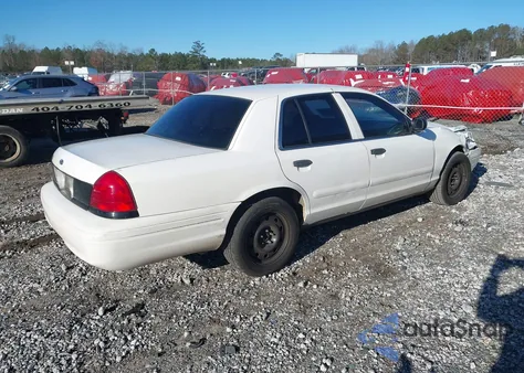 2003 Ford Crown Victoria Police z USA, uszkodzony, nr VIN 2FAFP71WX3X174655
